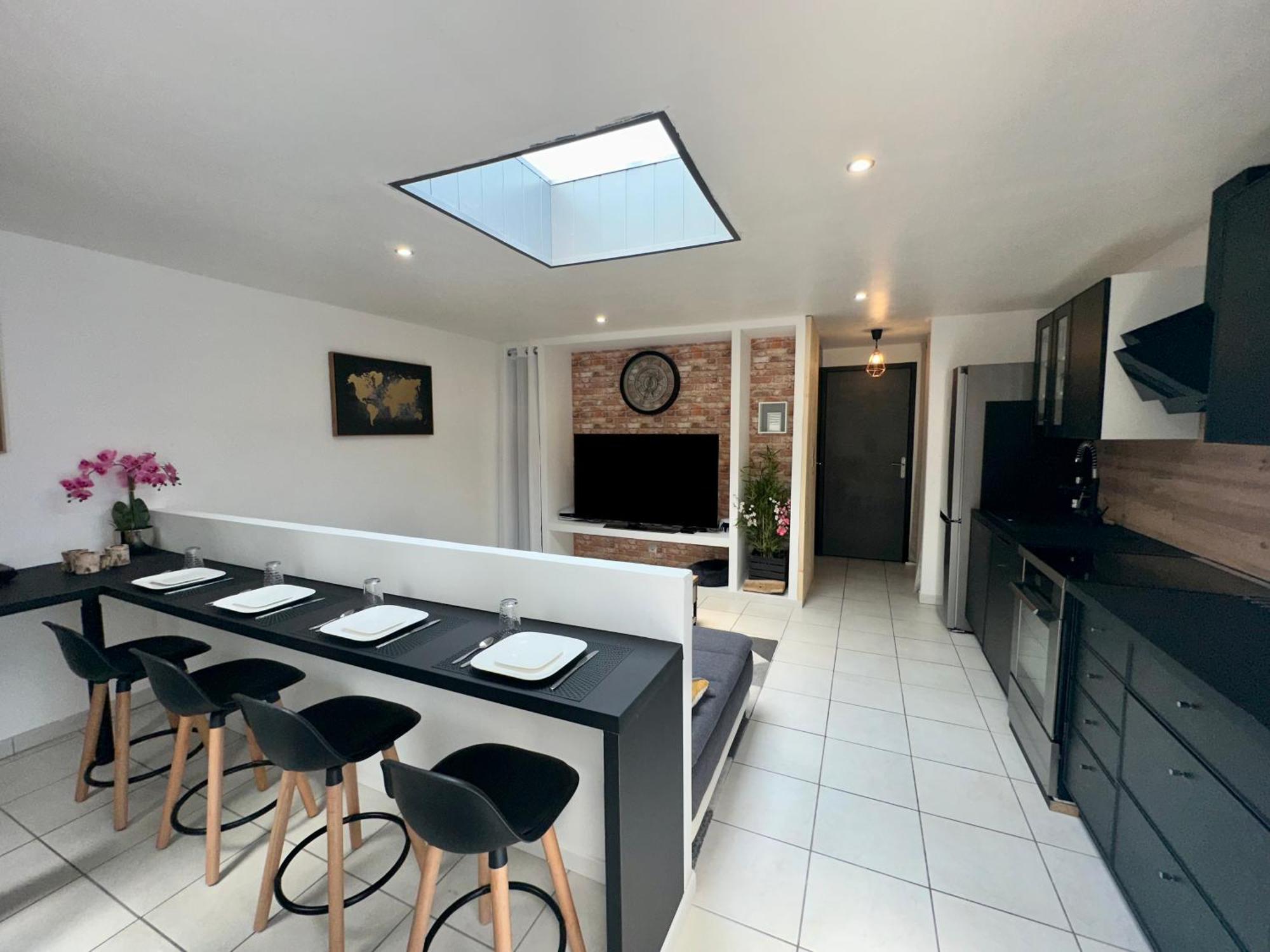 Appartement A 50m De La *